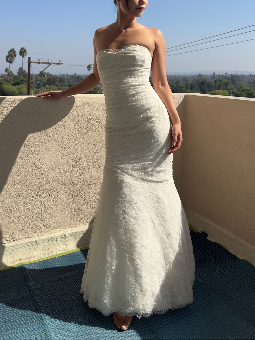 Monique Lhuillier Strapless Chantilly Lace Mermaid Petite Wedding Gown w/ Bustle